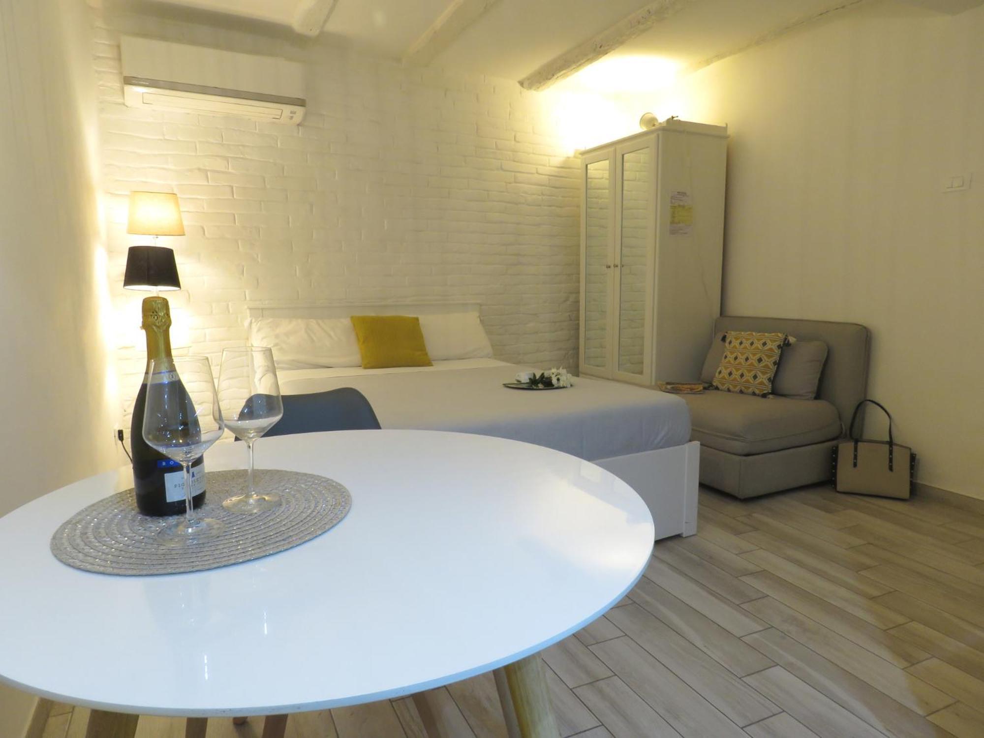 Oberdan Apartment Bologna Exteriör bild